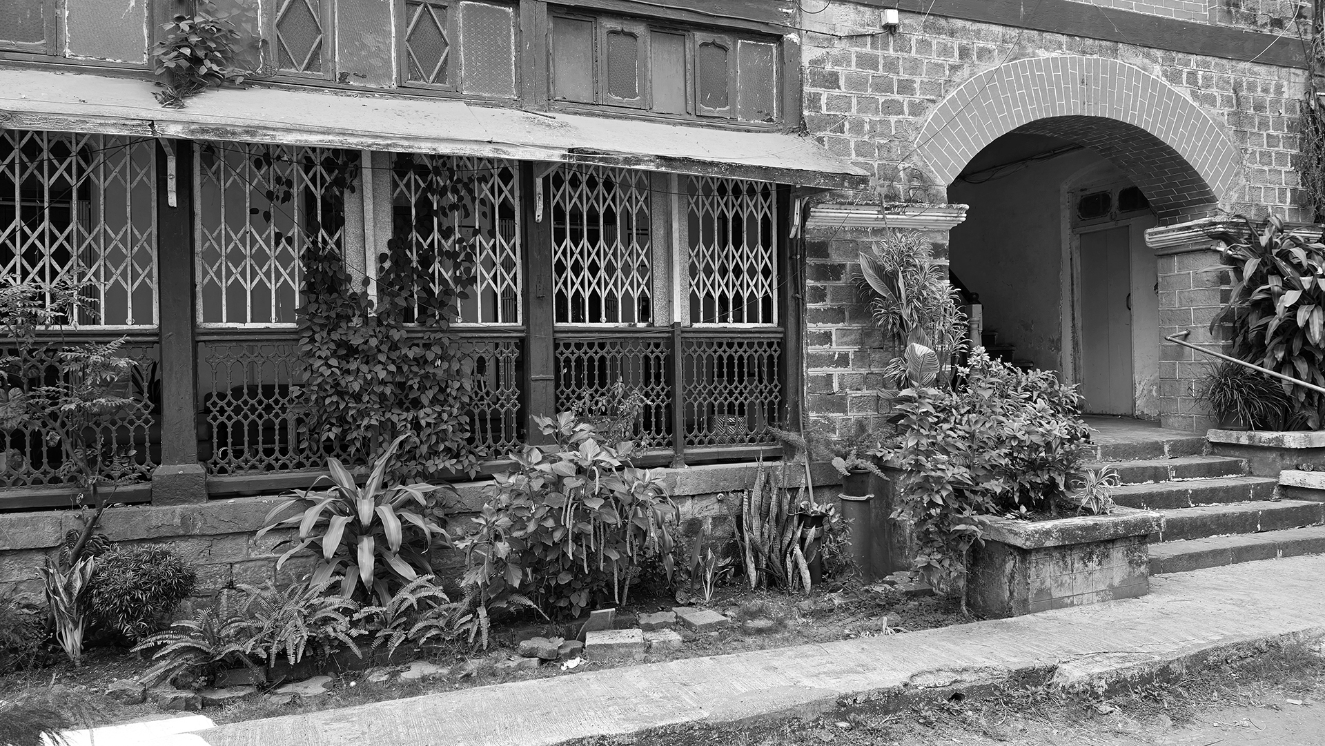 The Facade · Ferns Mansion, St. Paul Road